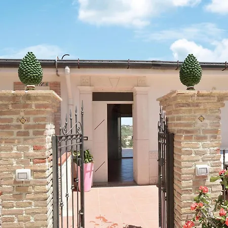 Holiday home Stunning In Ciotta With Wifi Torre di Gaffe